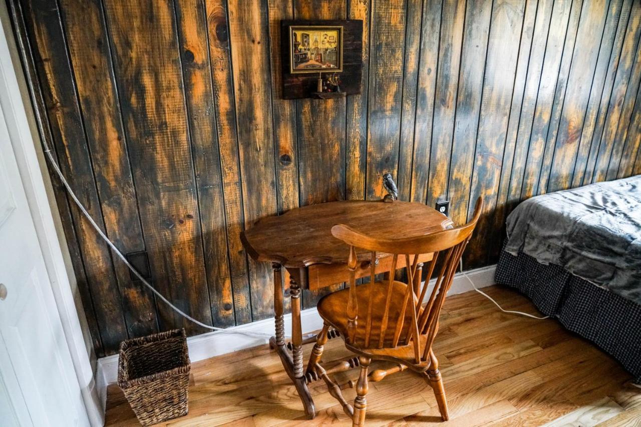 Mid-Century Vintage Brick Ranch Upstairs Guesthouse Sevierville Zewnętrze zdjęcie